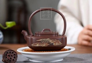 《四方如意提梁》 《四方如意提梁》