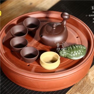 《玉玲瓏套具》 《玉玲瓏套具》