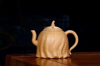 《梵蓮》宜興紫砂壺工藝美術師手工茶壺段泥紫砂壺 《梵蓮》宜興紫砂壺工藝美術師手工茶壺段泥紫砂壺